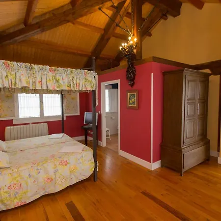 Rural Casa Xusto بيت ضيافة 3*