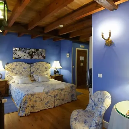 Rural Casa Xusto بيت ضيافة 3*