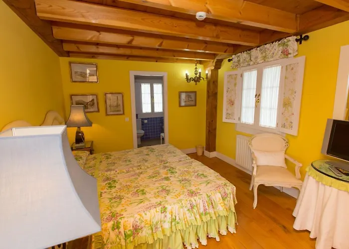 Rural Casa Xusto Guest house